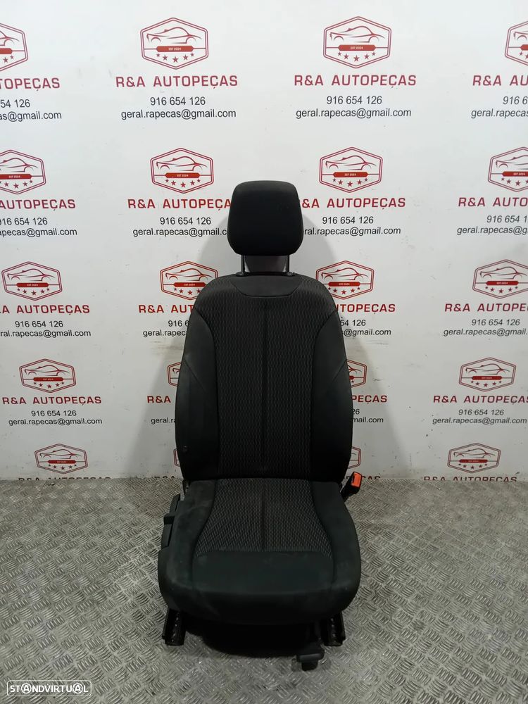 Conjunto de Bancos BMW Série 1 F20 em Tecido Original - 13