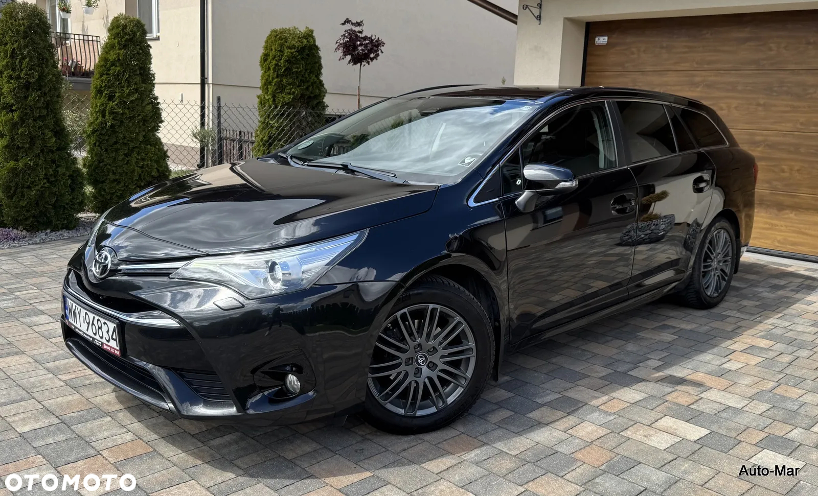Toyota Avensis Touring Sports 1.8 Business Edition - 26