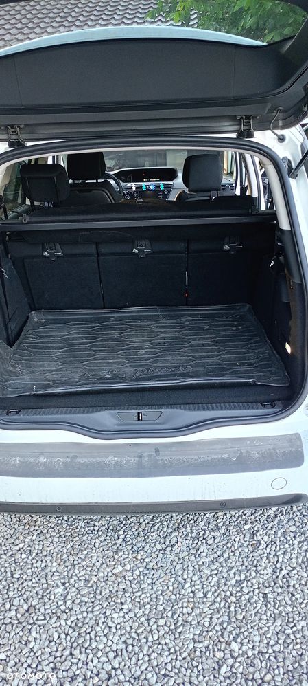 Citroën C4 Picasso - 11