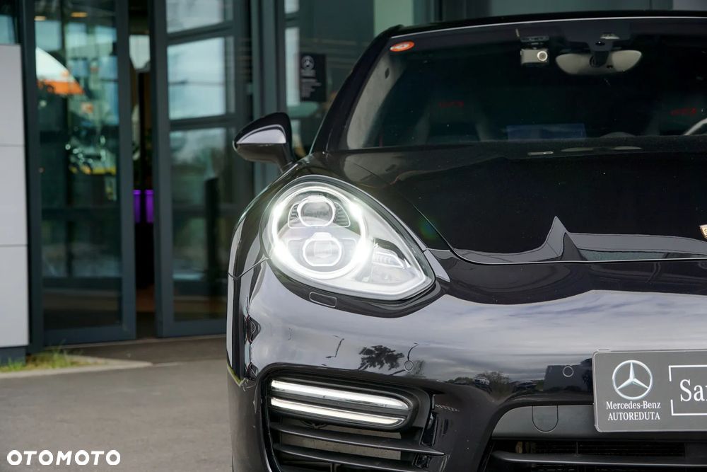 Porsche Panamera GTS - 10