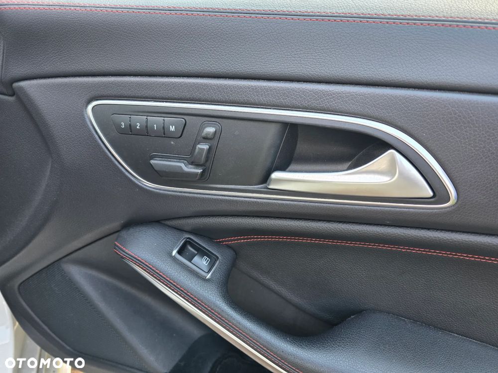 Mercedes-Benz CLA 250 7G-DCT AMG Line - 25