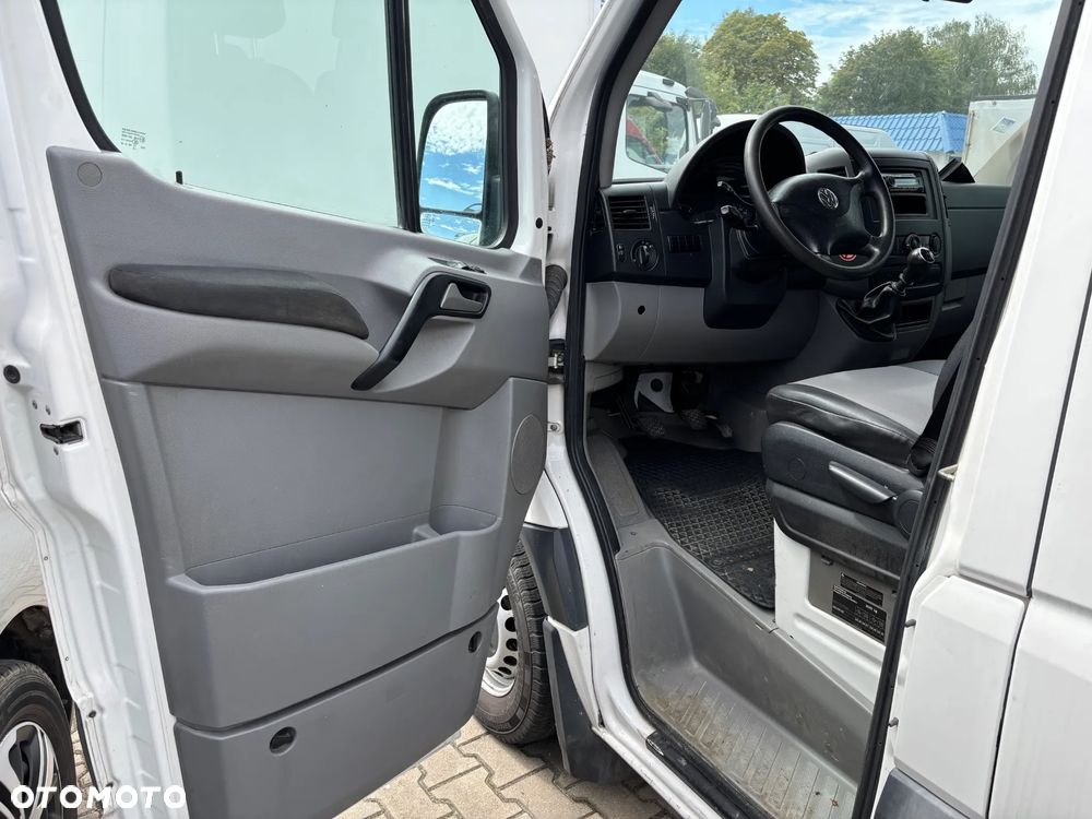 Volkswagen CRAFTER - 14