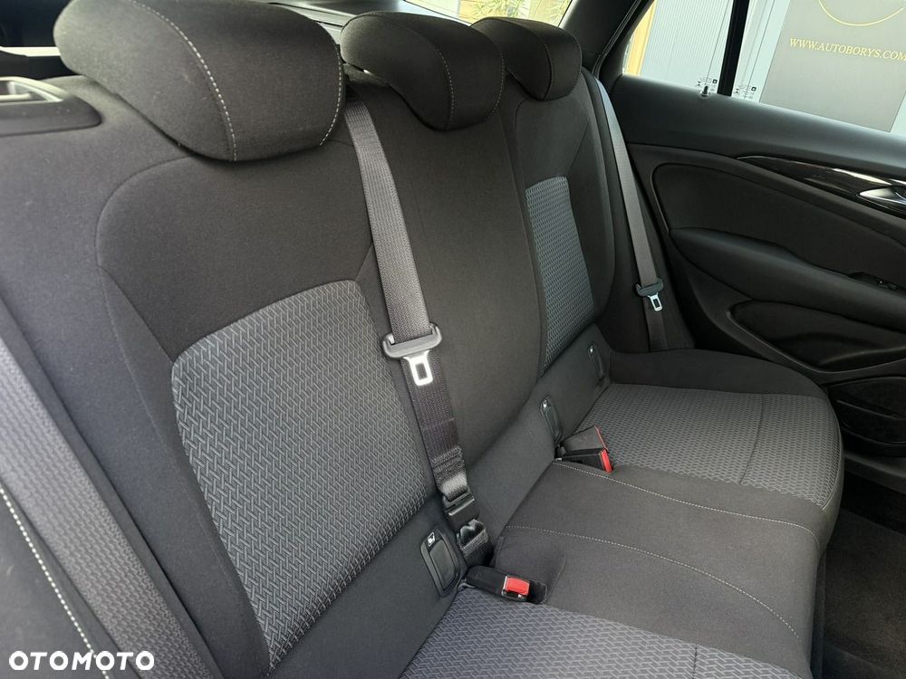 Opel Insignia 2.0 CDTI Elegance S&S - 33