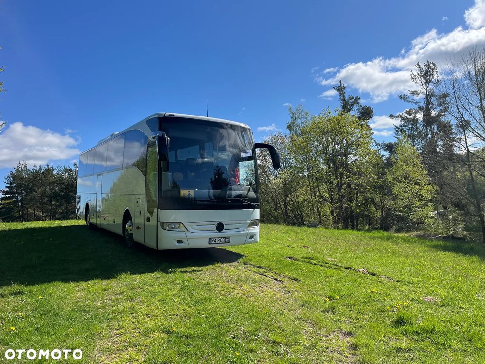 Mercedes-Benz TOURISMO - 2