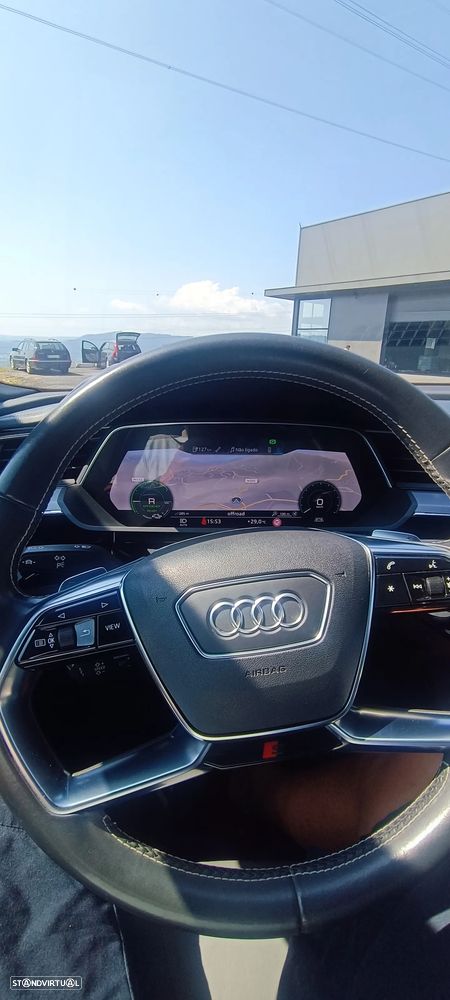 Audi e-tron 50 quattro S line - 12