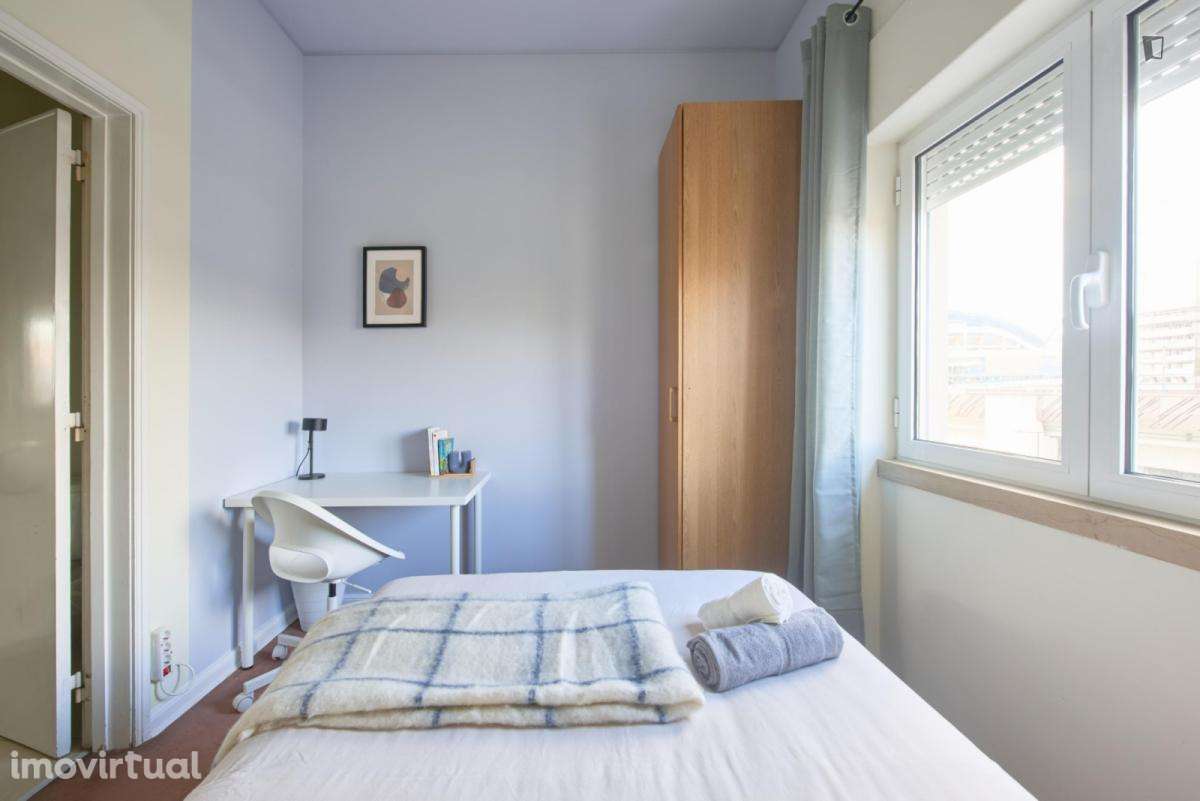 Quarto - localizado em Telheiras Lisbon - Grande imagem: 3/56