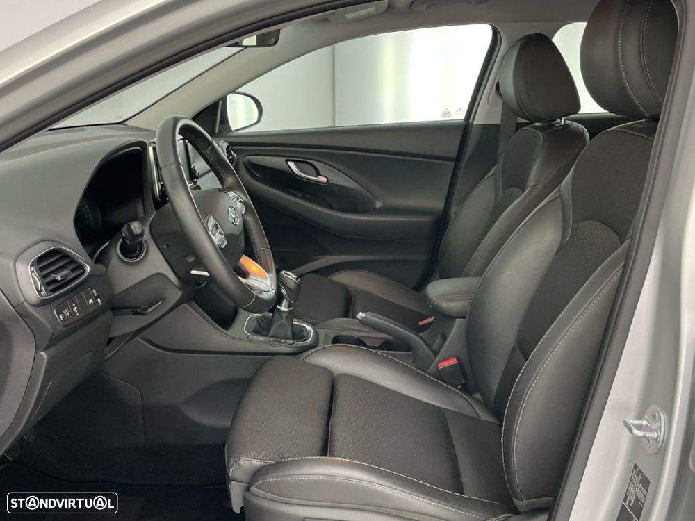 Hyundai i30 Fastback 1.0 T-GDI Style - 11