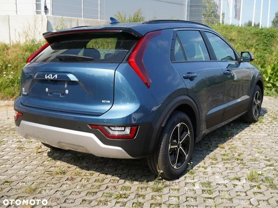 Kia Niro 1.6 GDI Hybrid M - 4