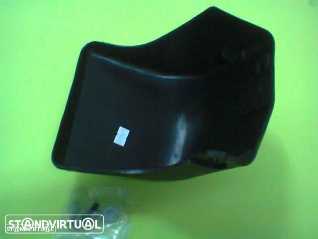 cantos de para choques Toyota Hiace LH51 - 2