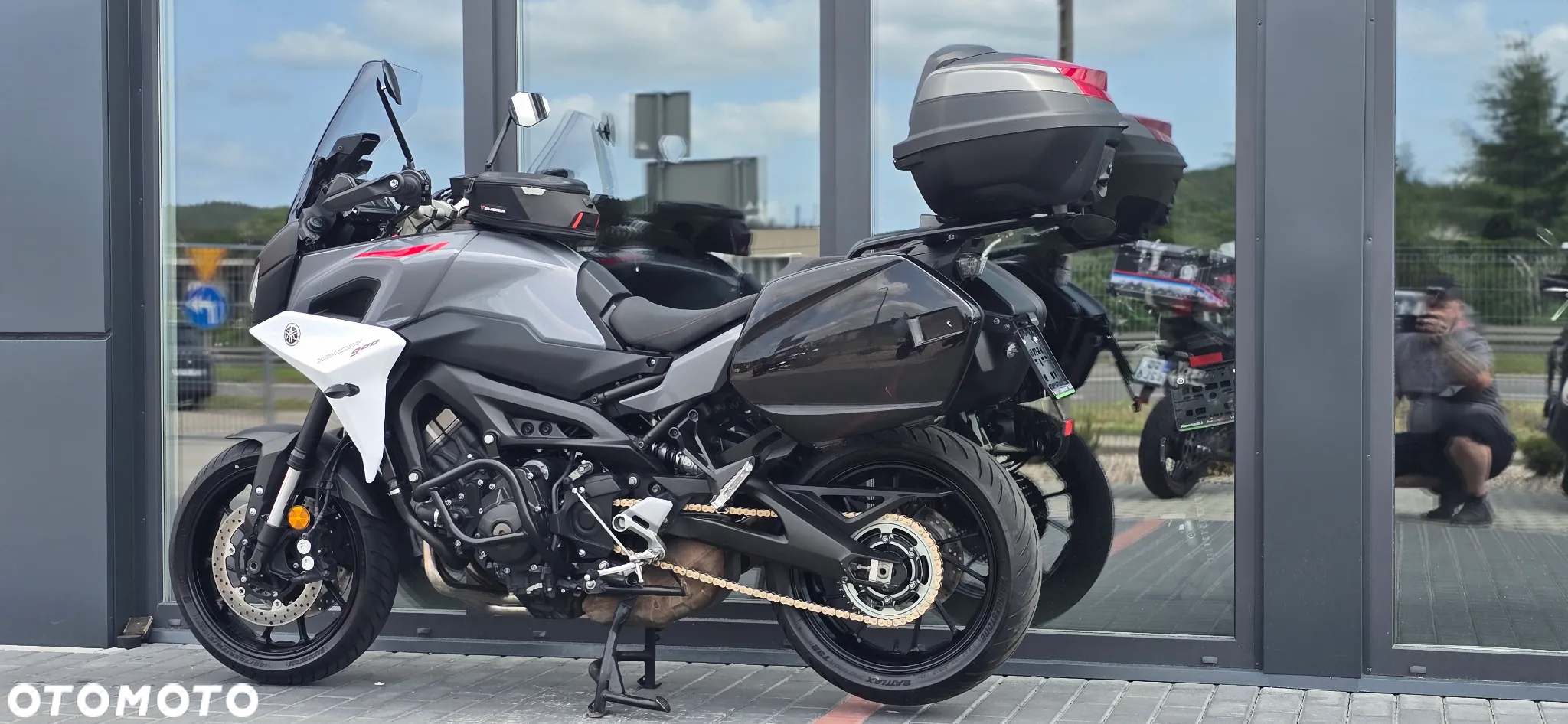 Yamaha MT - 27