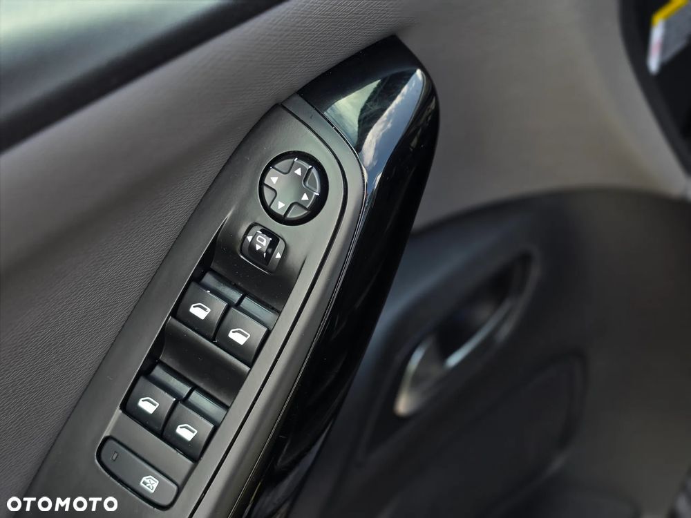 Citroën C4 Picasso - 15