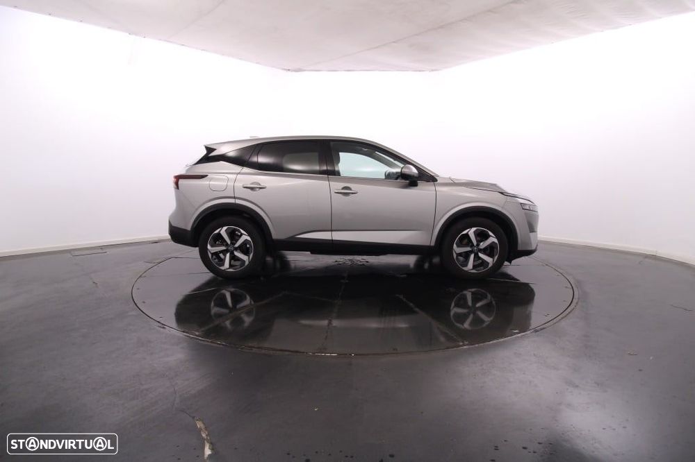 Nissan Qashqai 1.3 DIG-T N-Connecta LED - 10