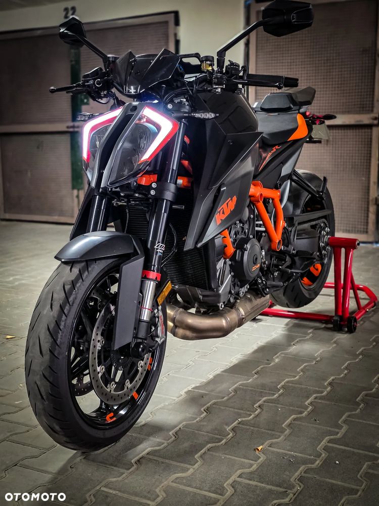 KTM Super Duke - 24