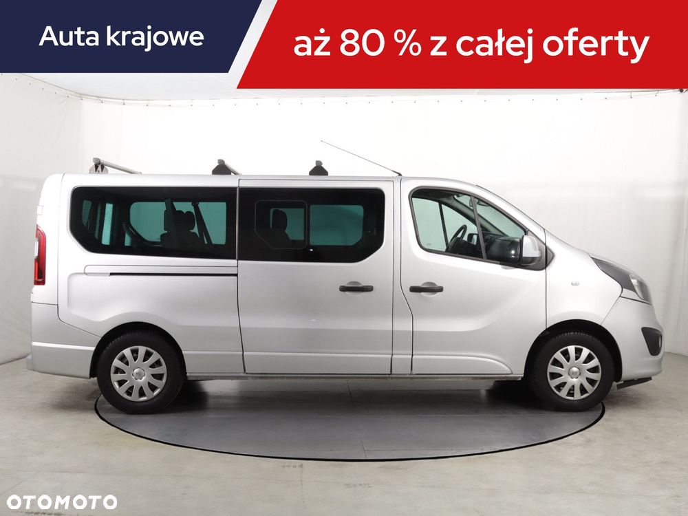 Opel Vivaro - 8