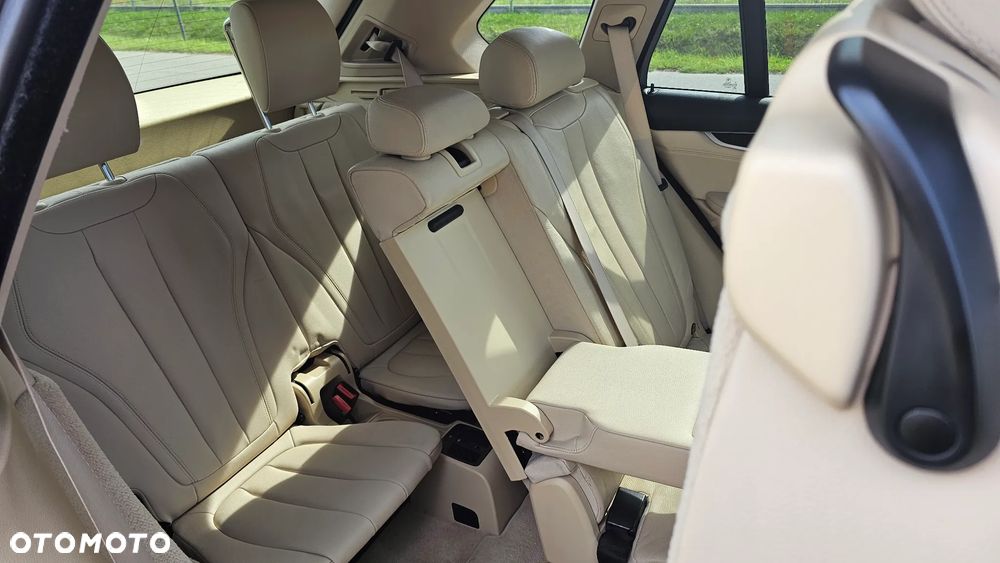 BMW X5 xDrive35i - 13
