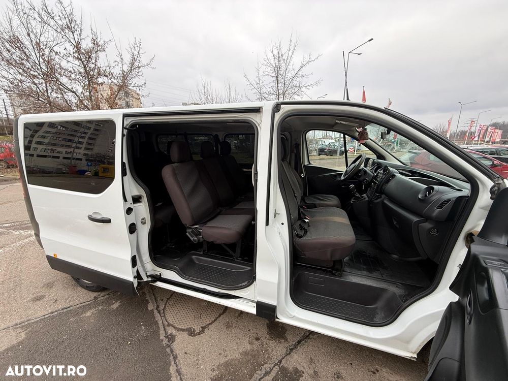 Renault Trafic 2.0 Blue dCi 120 Combi L2H1 8+1 locuri Authentique - 3