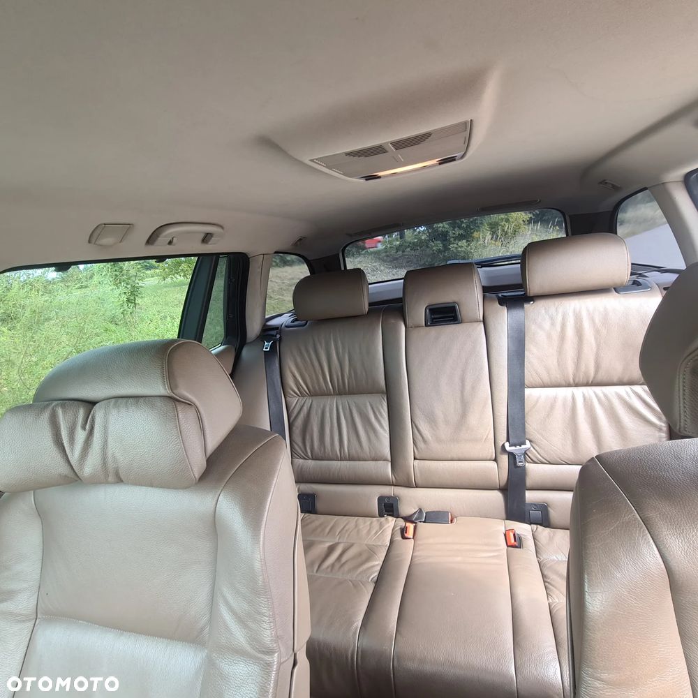 BMW Seria 5 525d - 16