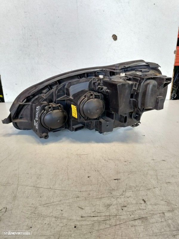 Farol Frente Direito / Otica Direita Mercedes-Benz S-Class (W220)  A22 - 7