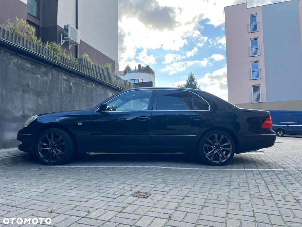 Lexus LS - 8