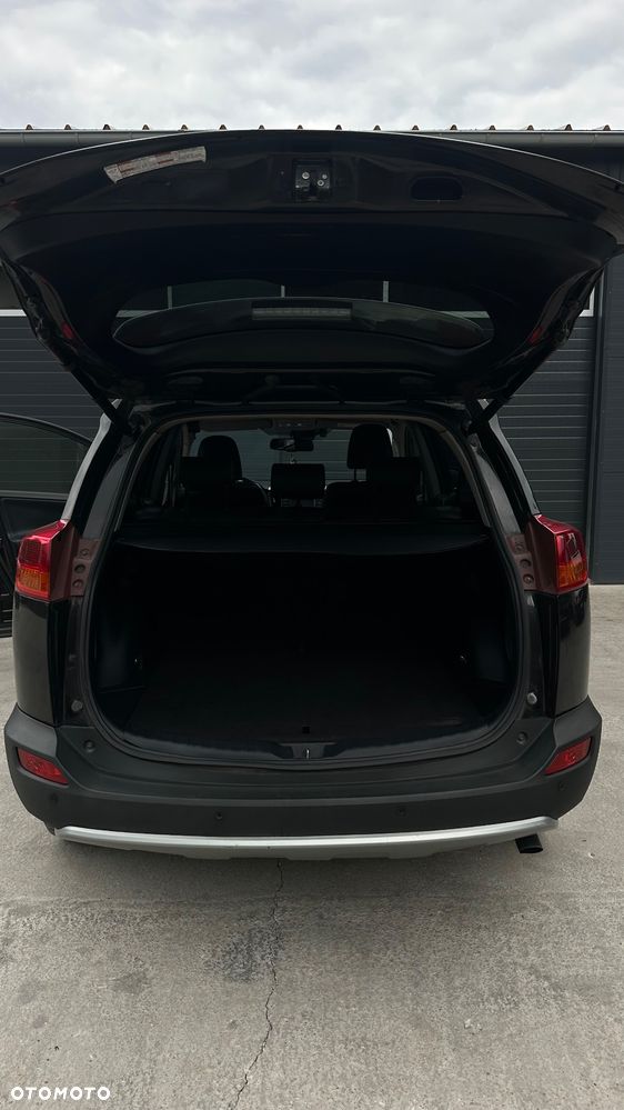 Toyota RAV4 2.0 D-4D Premium - 16