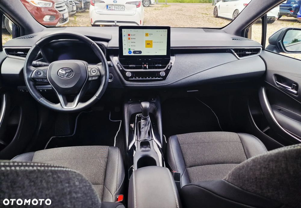 Toyota Corolla 1.8 Hybrid Executive - 29