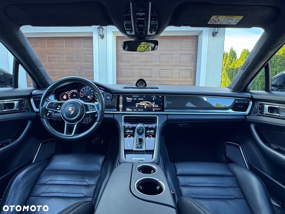Porsche Panamera 4S - 21