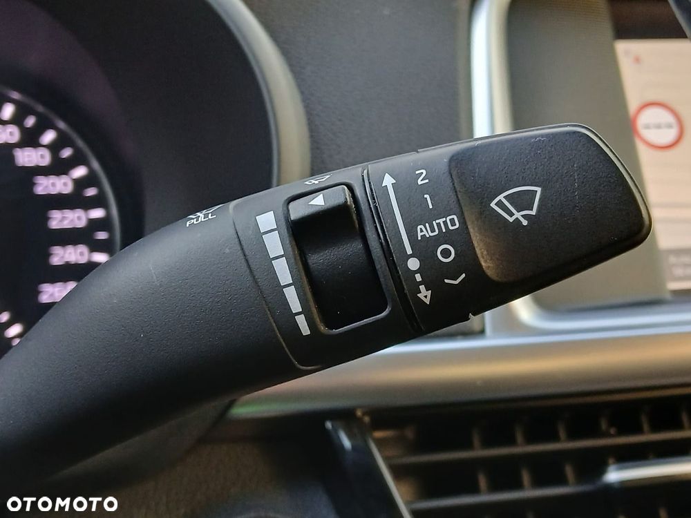 Kia Optima 2.0 XL - 34