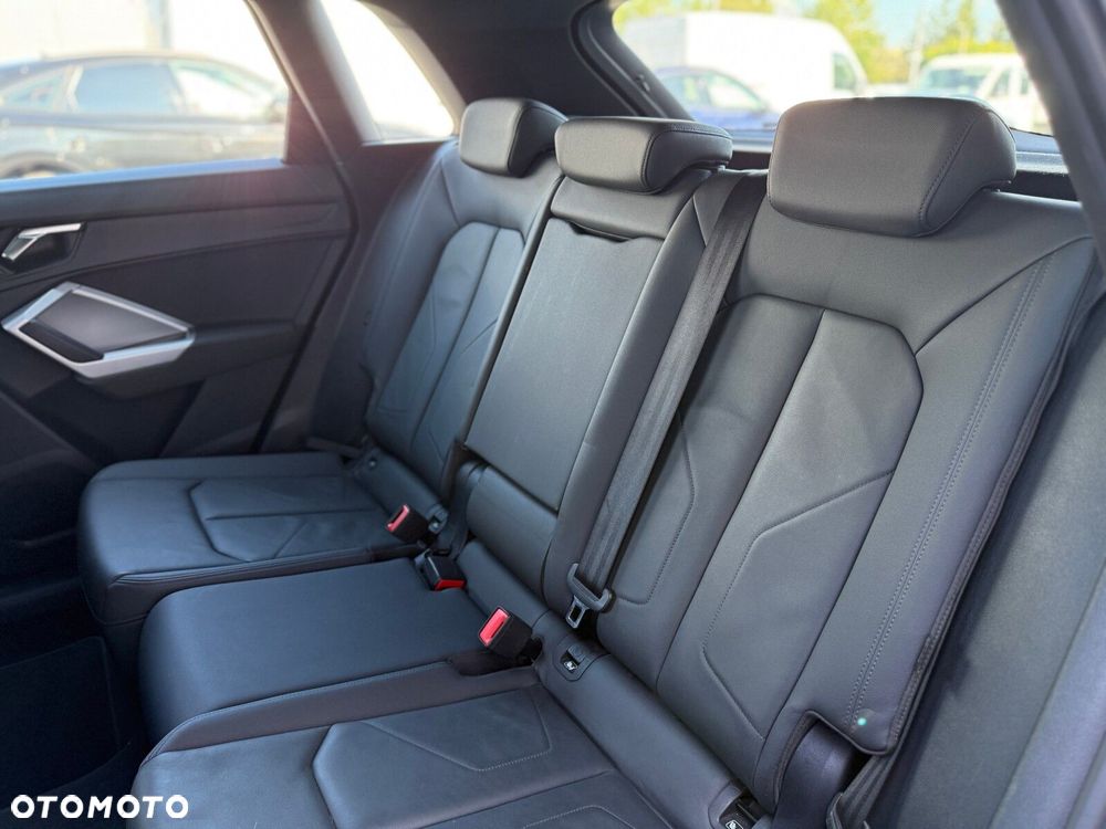 Audi Q3 - 12