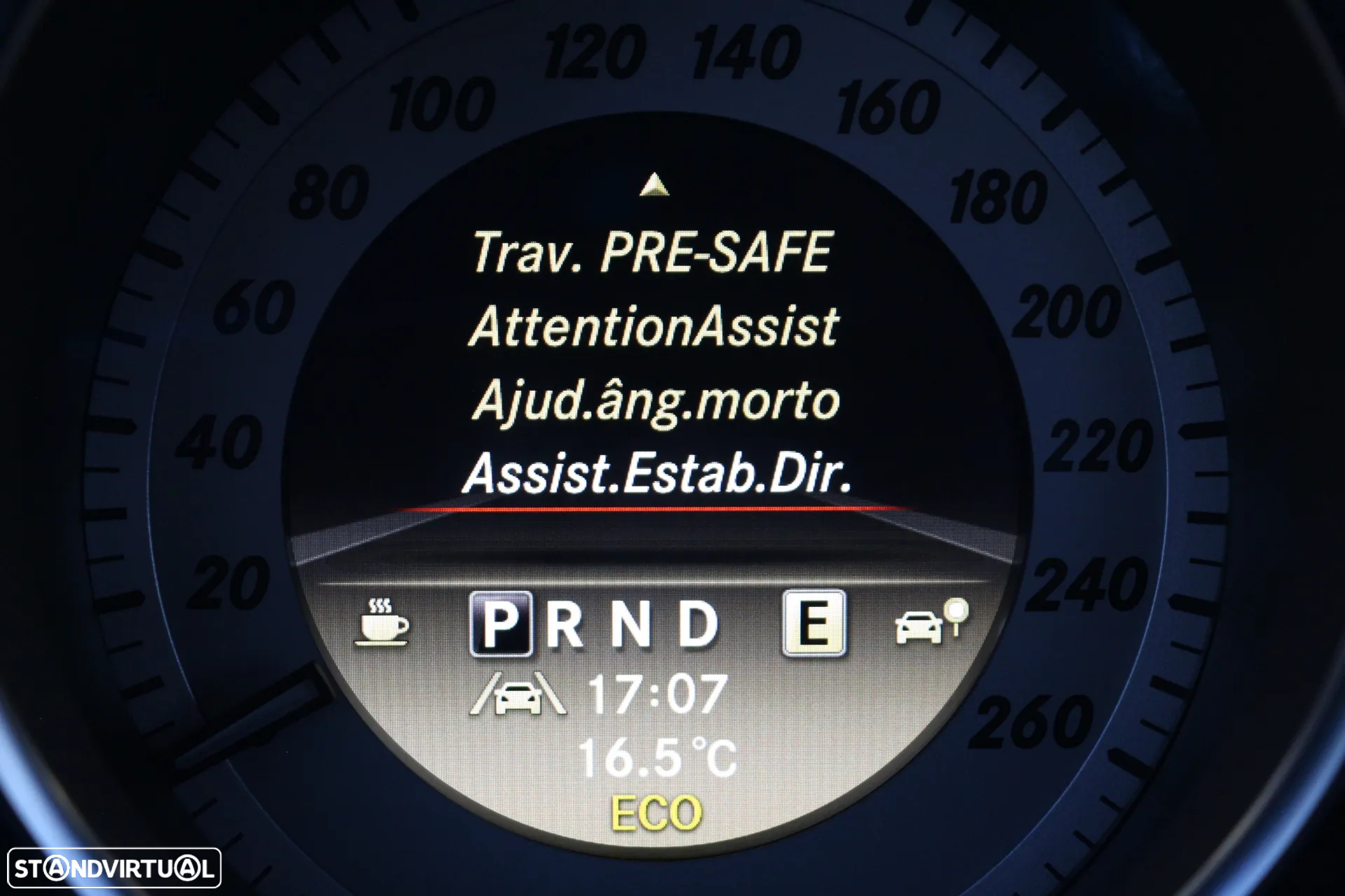 Mercedes-Benz C 250 d Coupe 9G-TRONIC AMG Line - 26