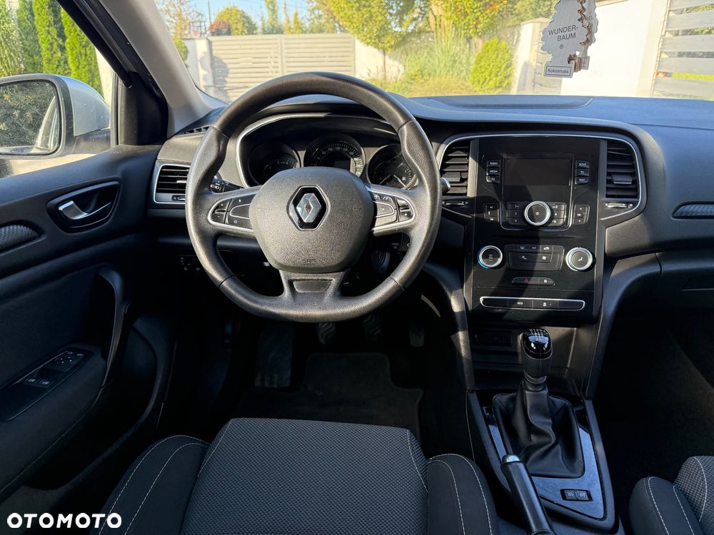 Renault Megane 1.2 Energy TCe Bose - 16