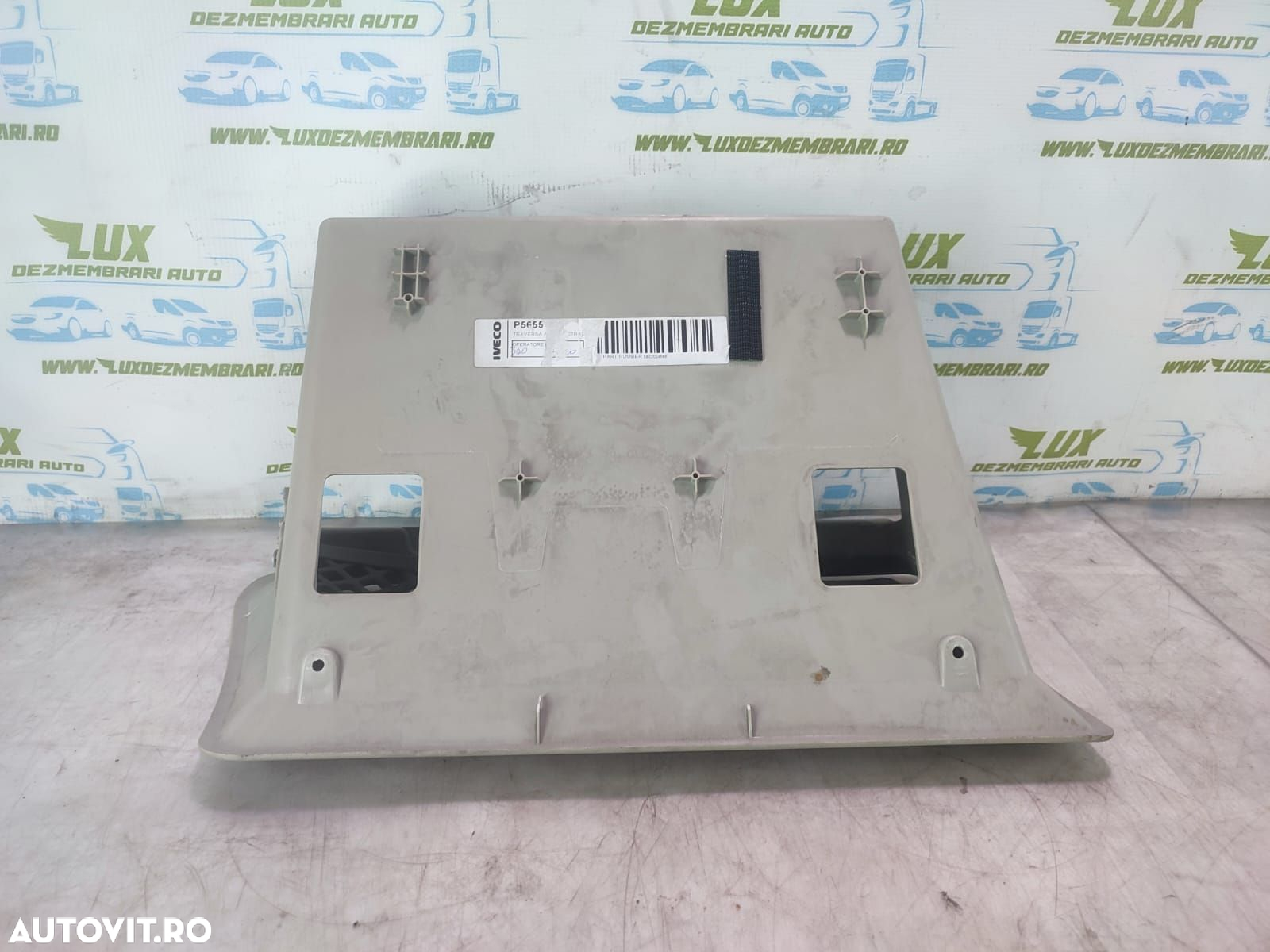 Spatiu depozitare 504171295 IVECO Stralis generatia [2014 - 2019] 460 - 4