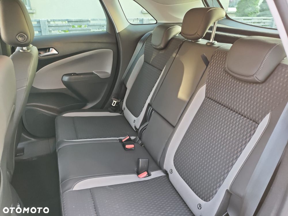 Opel Crossland X - 30
