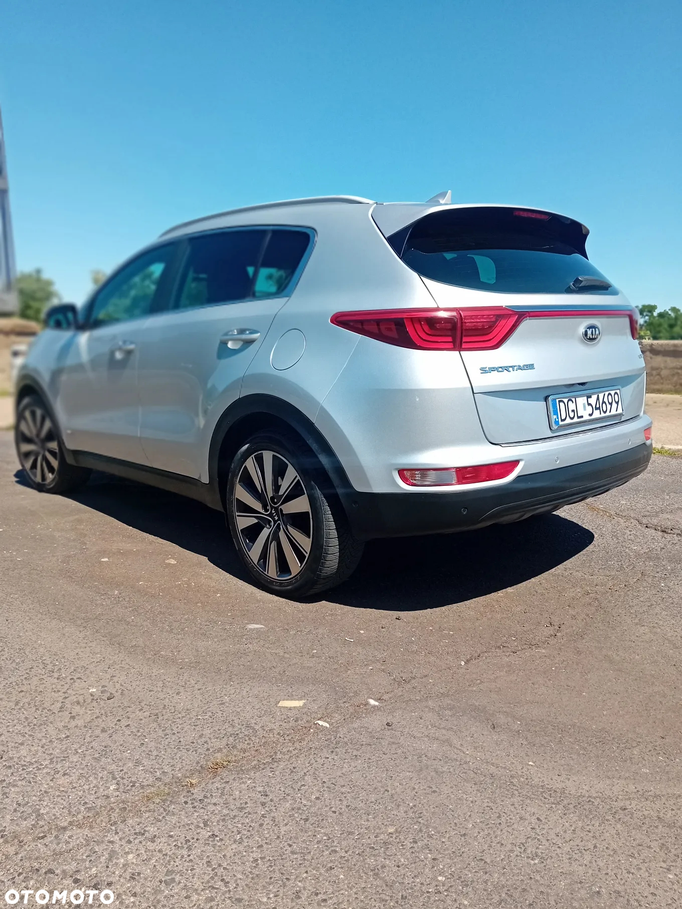 Kia Sportage 2.0 CRDI L AWD - 5