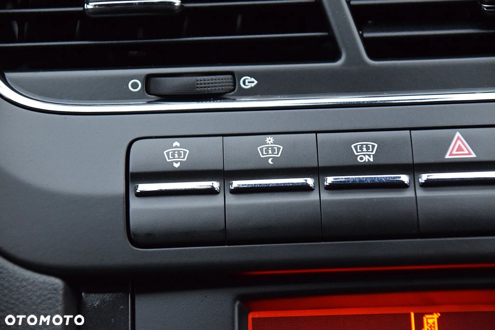 Peugeot 5008 HDI FAP 150 Style - 36