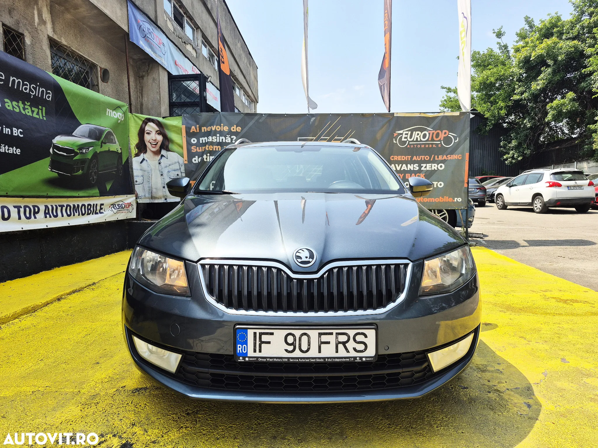 Skoda Octavia 1.6 TDI DSG Style - 2