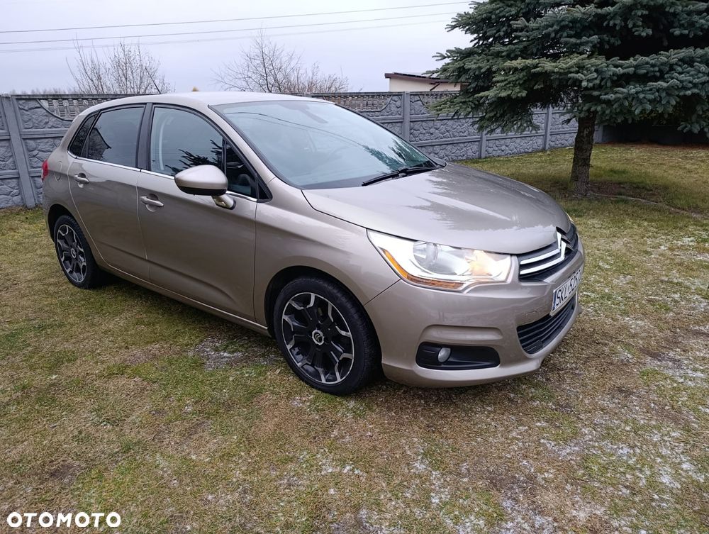 Citroën C4 1.6 HDi Attraction - 1
