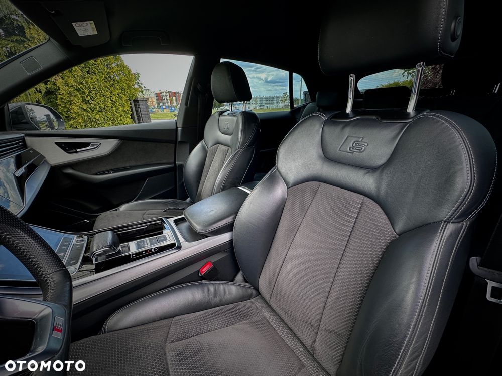Audi Q8 - 7