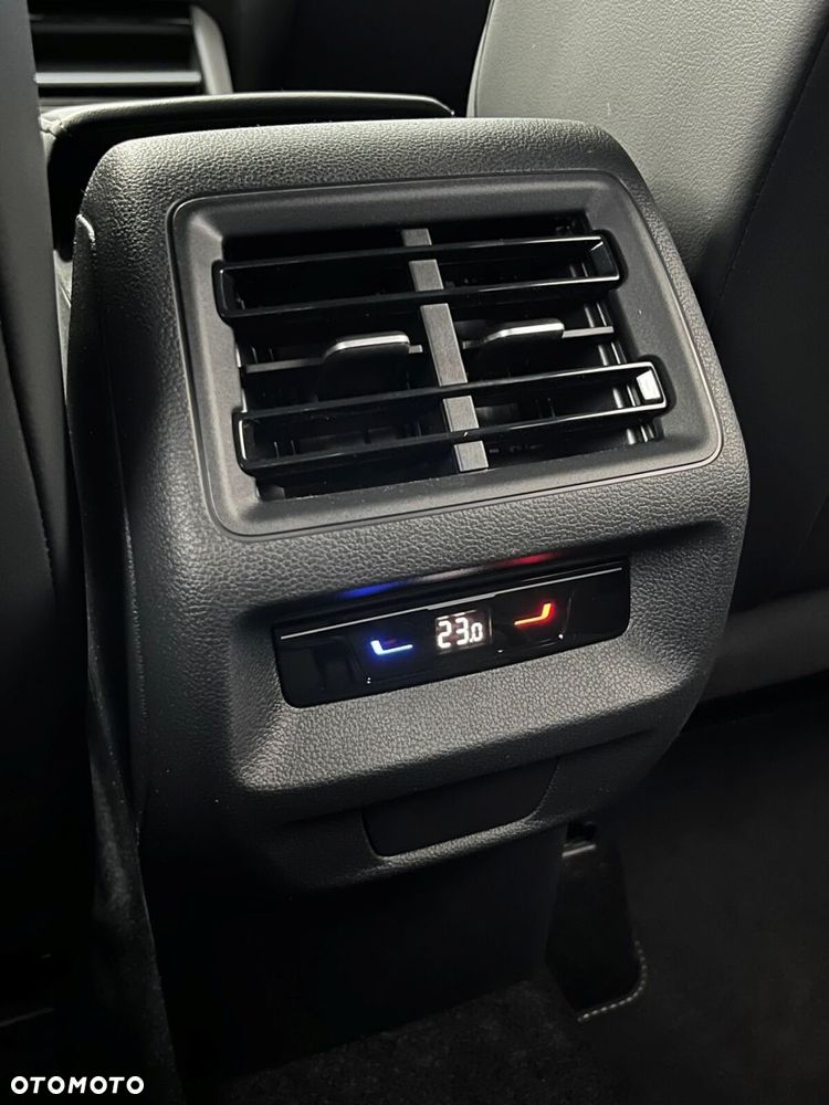 Volkswagen Tiguan 1.5 eTSI R-Line Plus DSG - 11