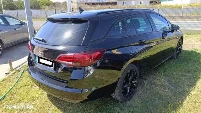 Opel Astra Sports Tourer 1.5 D GS Line - 13