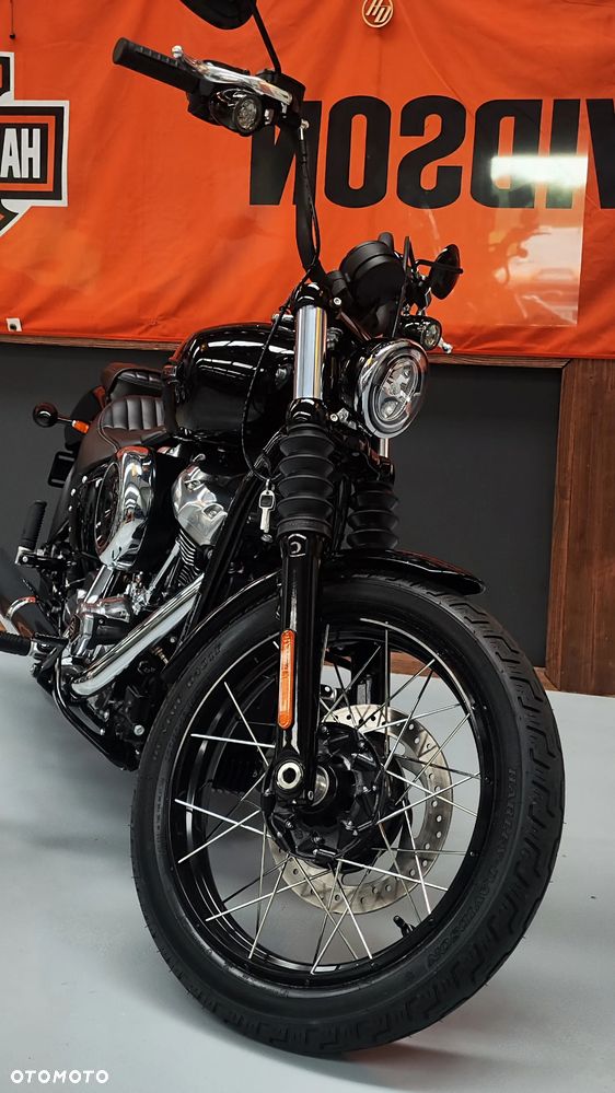Harley-Davidson Softail Street Bob - 5