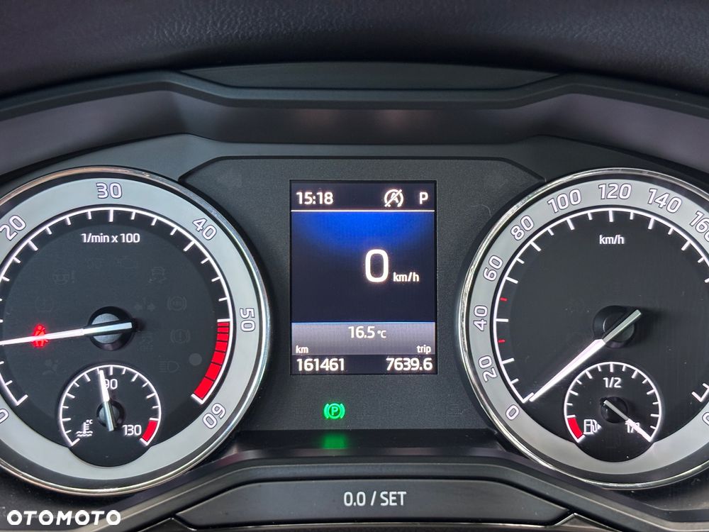 Skoda Superb 2.0 TDI SCR 4x4 L&K DSG - 18