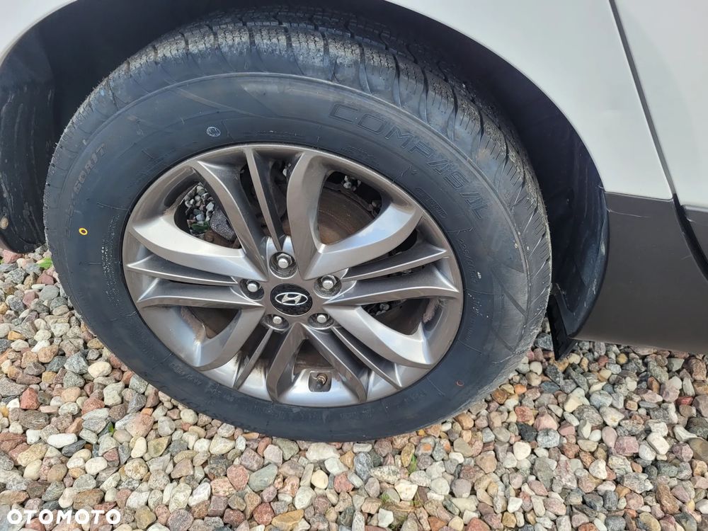 Hyundai ix35 1.7 CRDi 2WD blue Style - 21