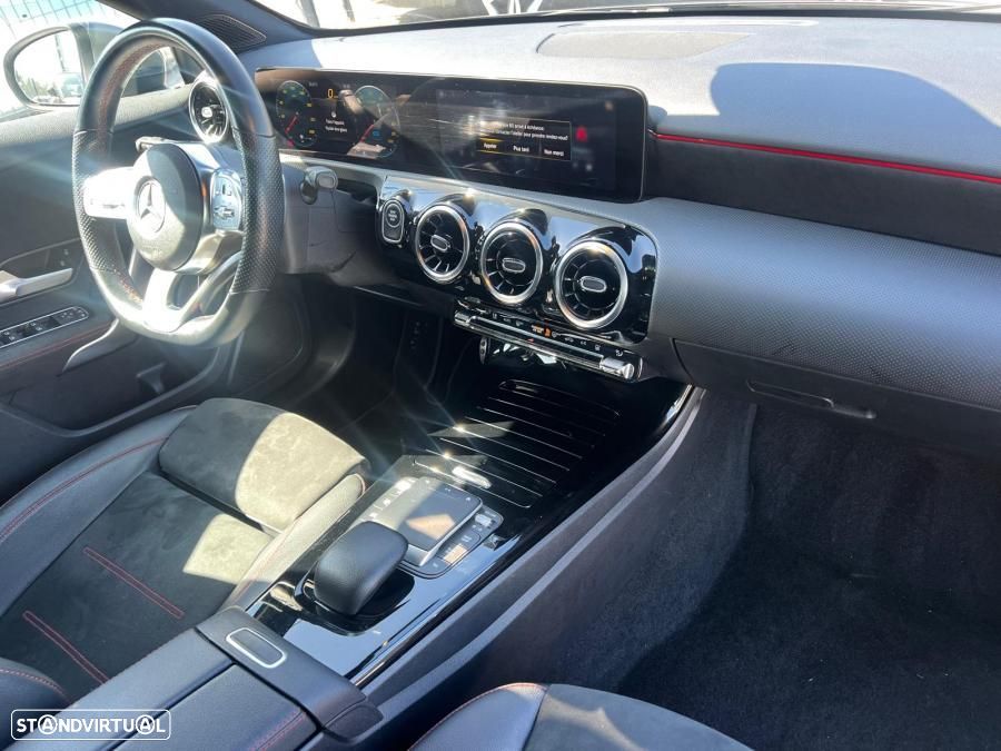 Mercedes-Benz A 250 e AMG Line - 7