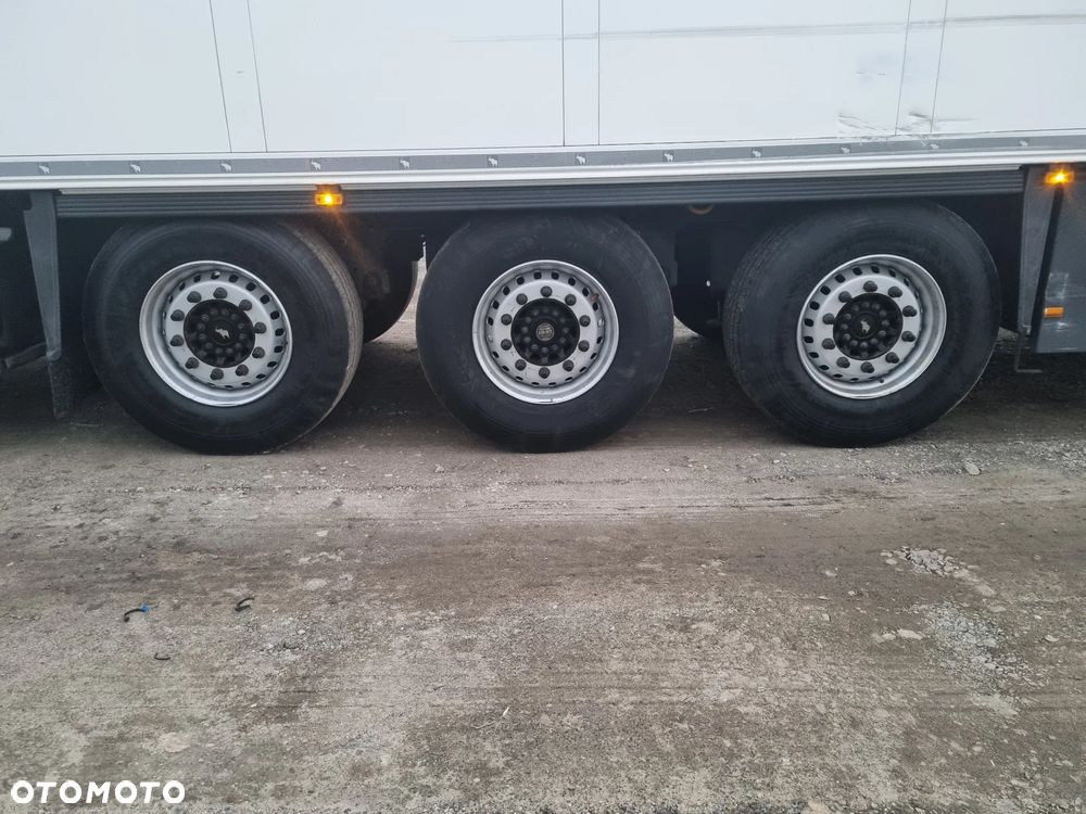 Schmitz Cargobull SCB*S3B - 11
