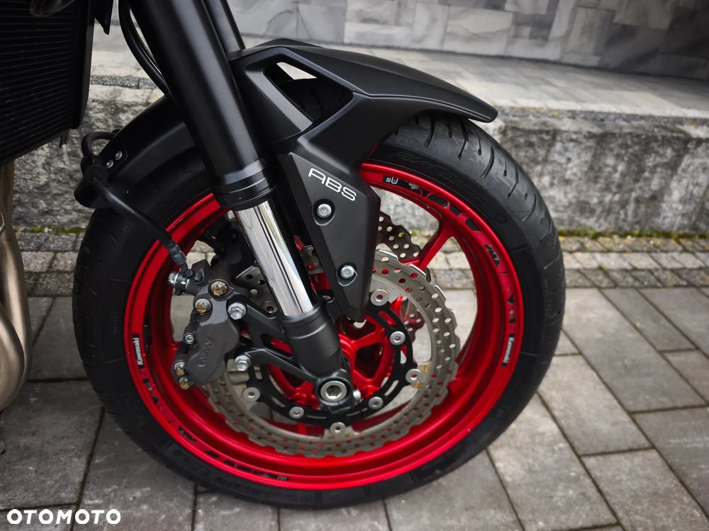 Kawasaki Z 900 - 10