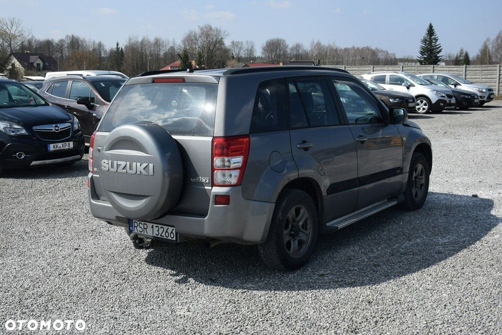 Suzuki Grand Vitara 2.0 Automatik Comfort Limited - 10