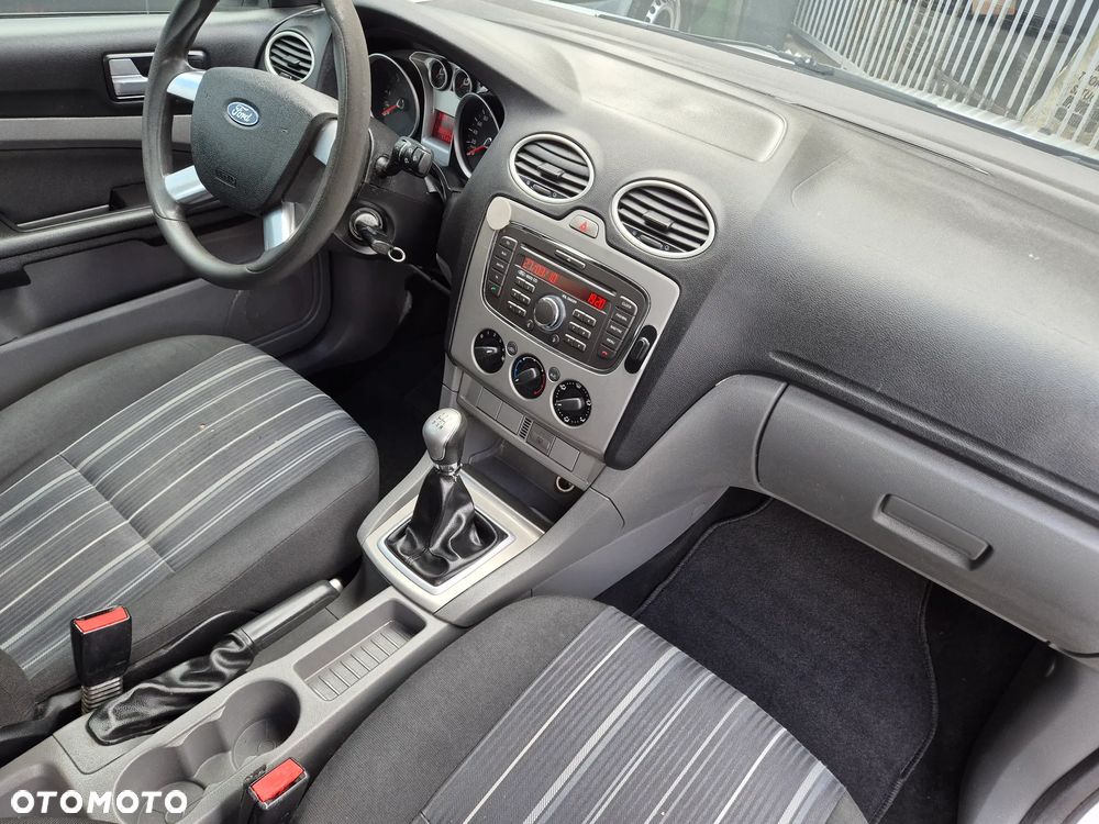 Ford Focus 1.6 TDCi FX - 9