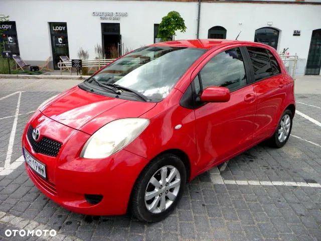Toyota Yaris 1.3 Sol - 1