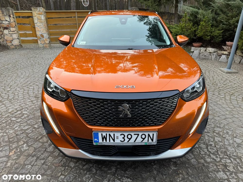 Peugeot 2008 1.2 PureTech Allure S&S - 12