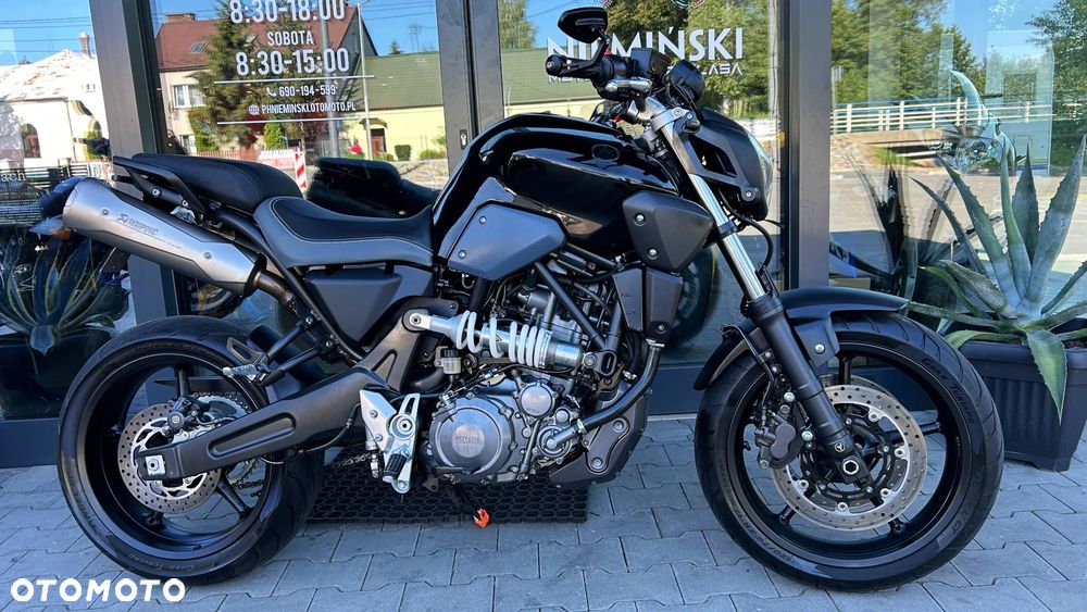 Yamaha MT - 2